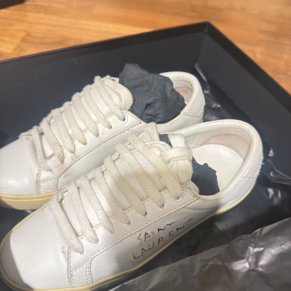 Saint Laurent Court Classic SL/06 Sneaker